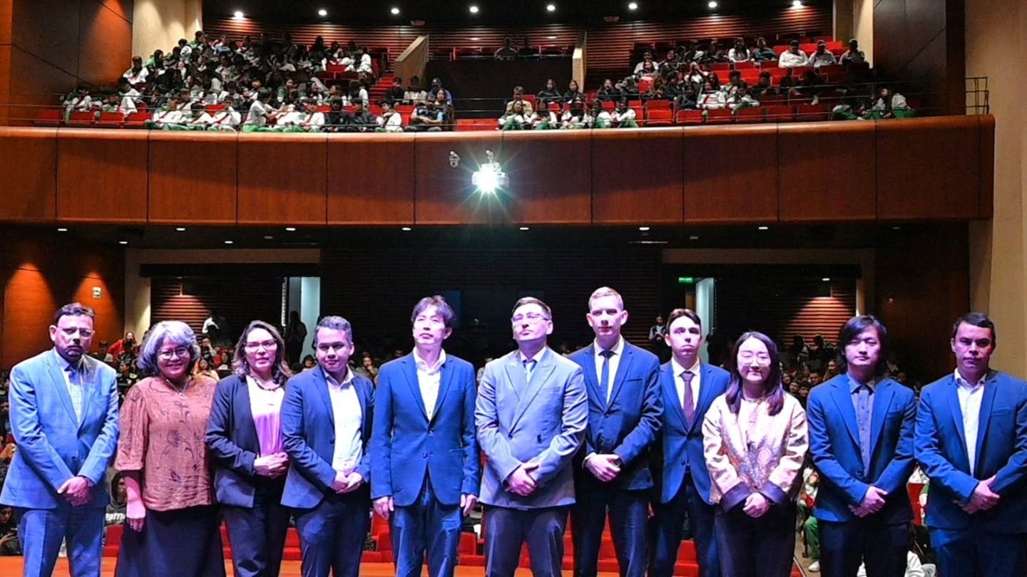 Cultural Show hosted by the Mayor of Tunja, bringing together BRICS countries.