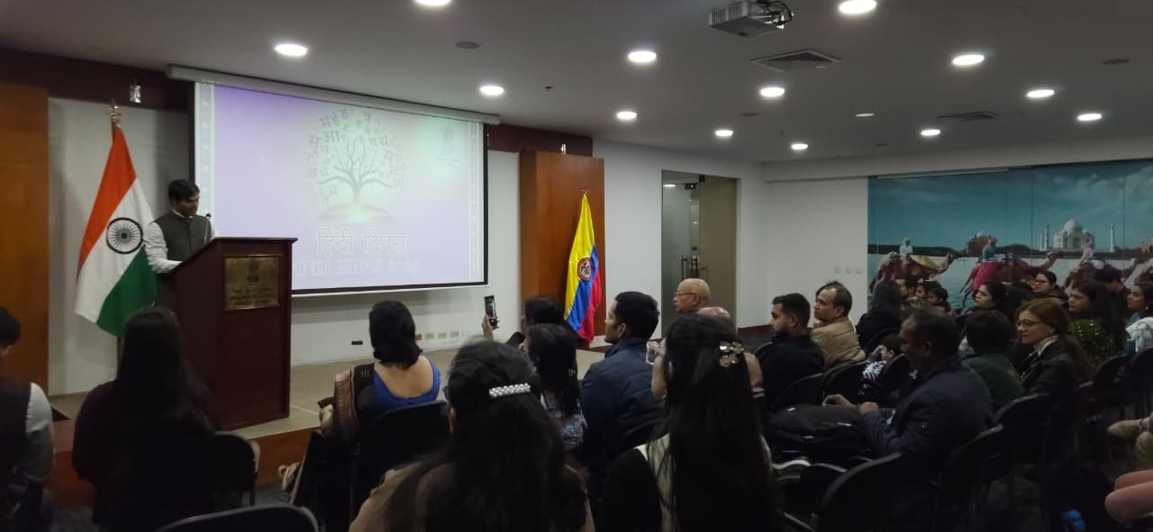 The Embassy of India, Bogota celebrated Hindi Day 2025 with great enthusiasm along with members of the Indian diaspora & Colombian friends.