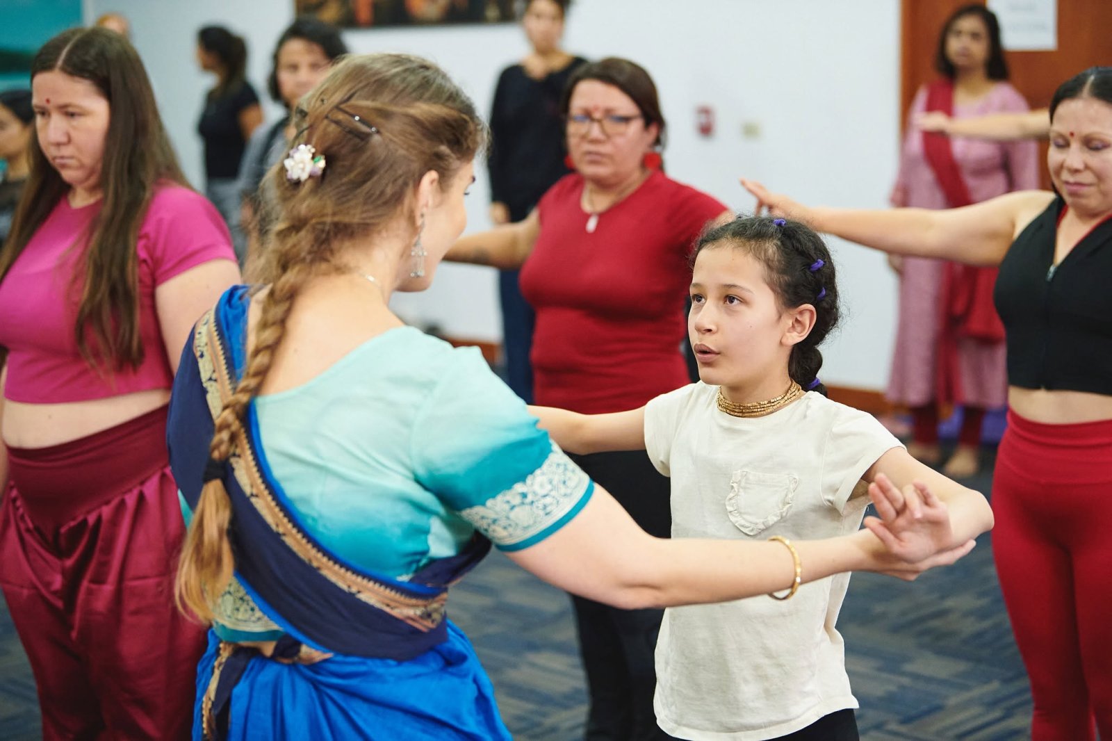 Embassy of India in Bogota organised a workshop on Bharatanatyam