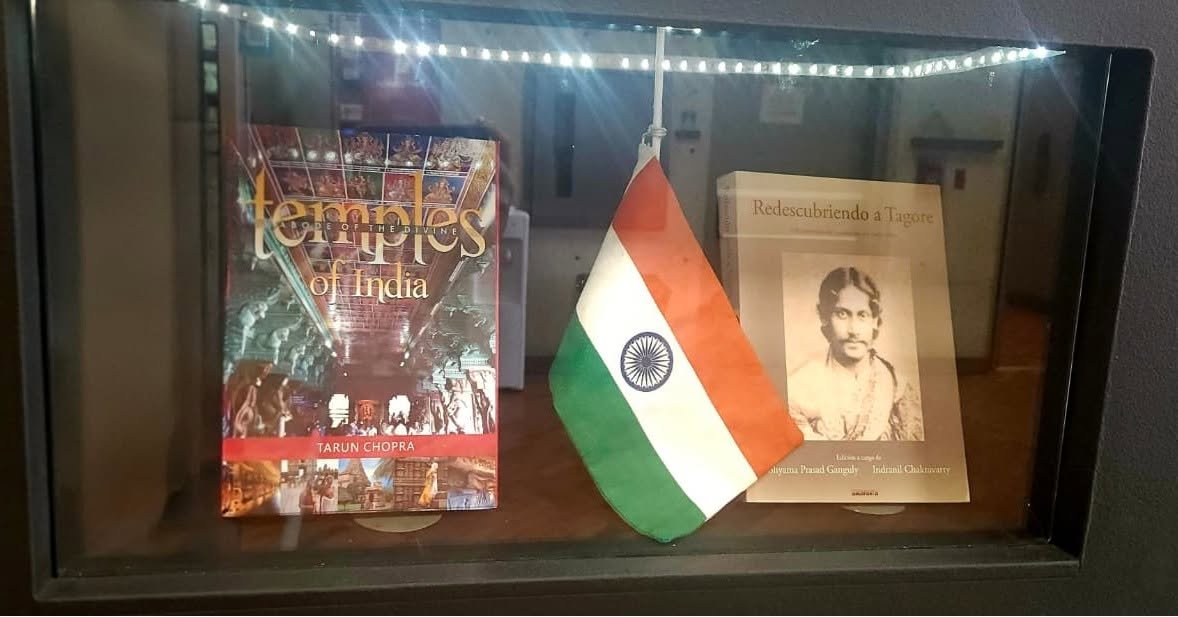 India at the Library at Jorge Tadeo Lozano University