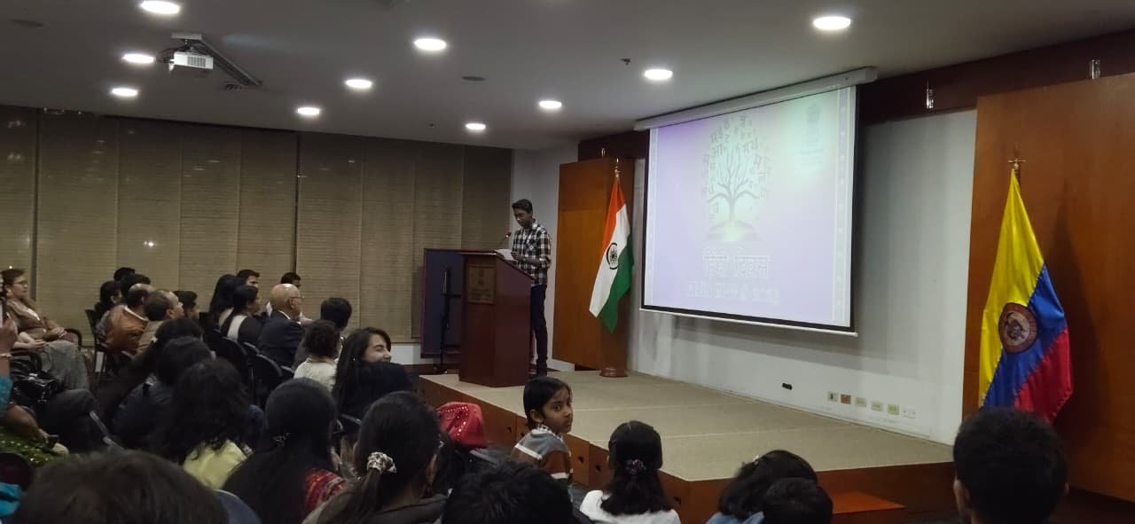 The Embassy of India, Bogota celebrated Hindi Day 2025 with great enthusiasm along with members of the Indian diaspora & Colombian friends.