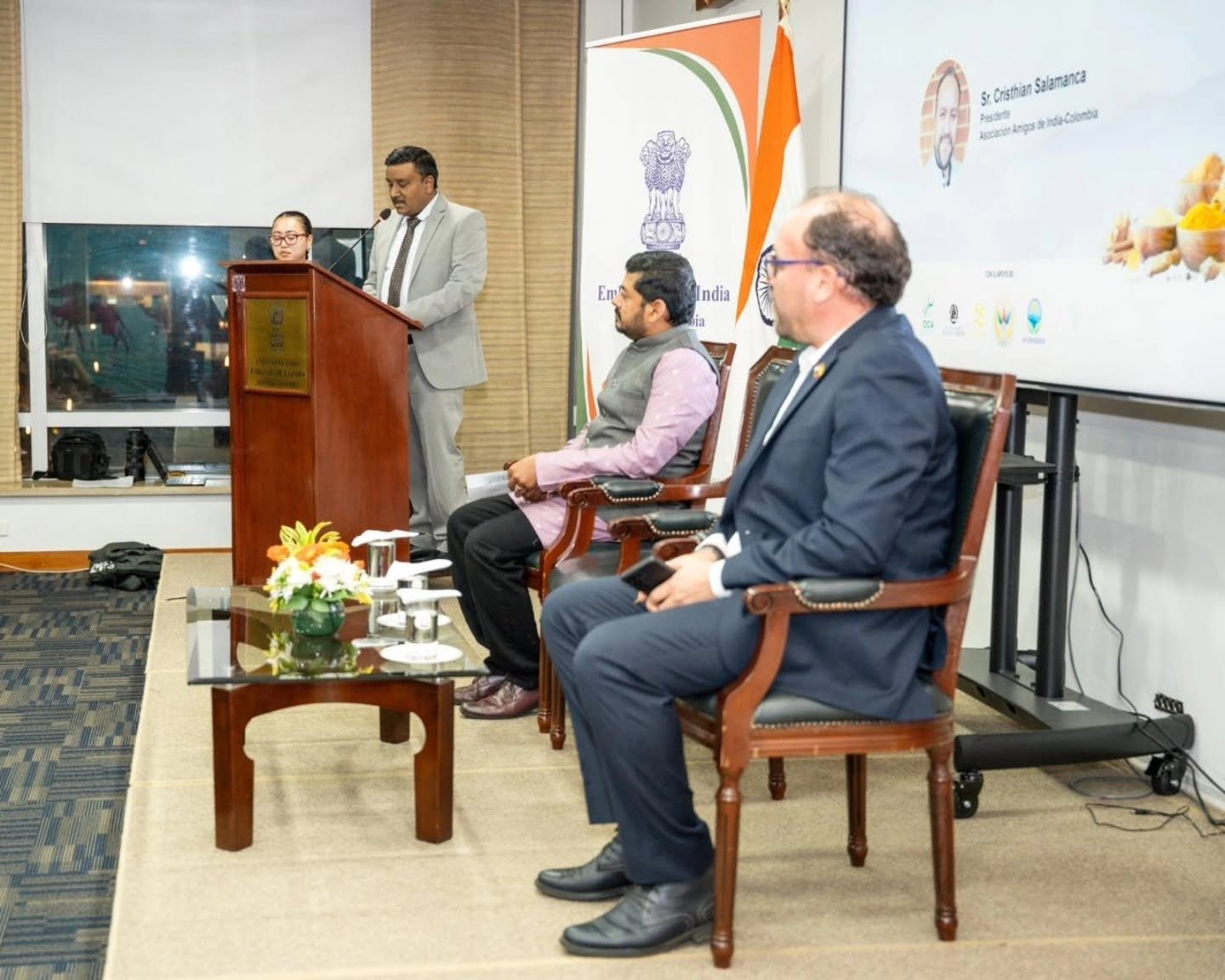 The Embassy of India in Bogota, in association with Asociación Amigos de India Colombia (Friends of India Colombia Association), celebrated 11th Ayurveda Day under the theme “Ayurveda for a Healthier Tomorrow”