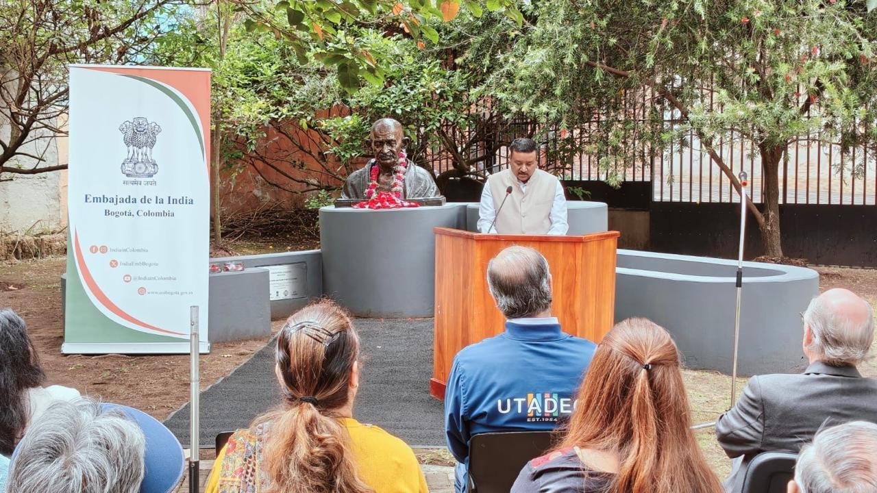 Embassy of India in Bogota celebrated #GandhiJayanti2026 at Universidad de Bogotá Jorge Tadeo Lozano