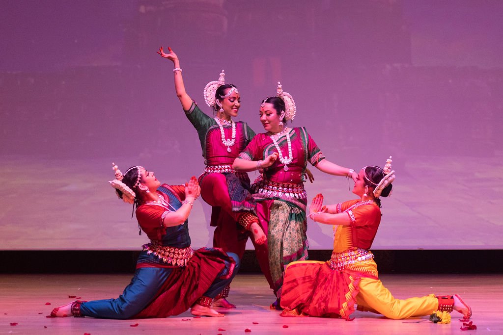 Delighted to partner with Anjali Danzas de India for a vibrant showcase of Odishi, Kathak, Bihu, Lavani and more.