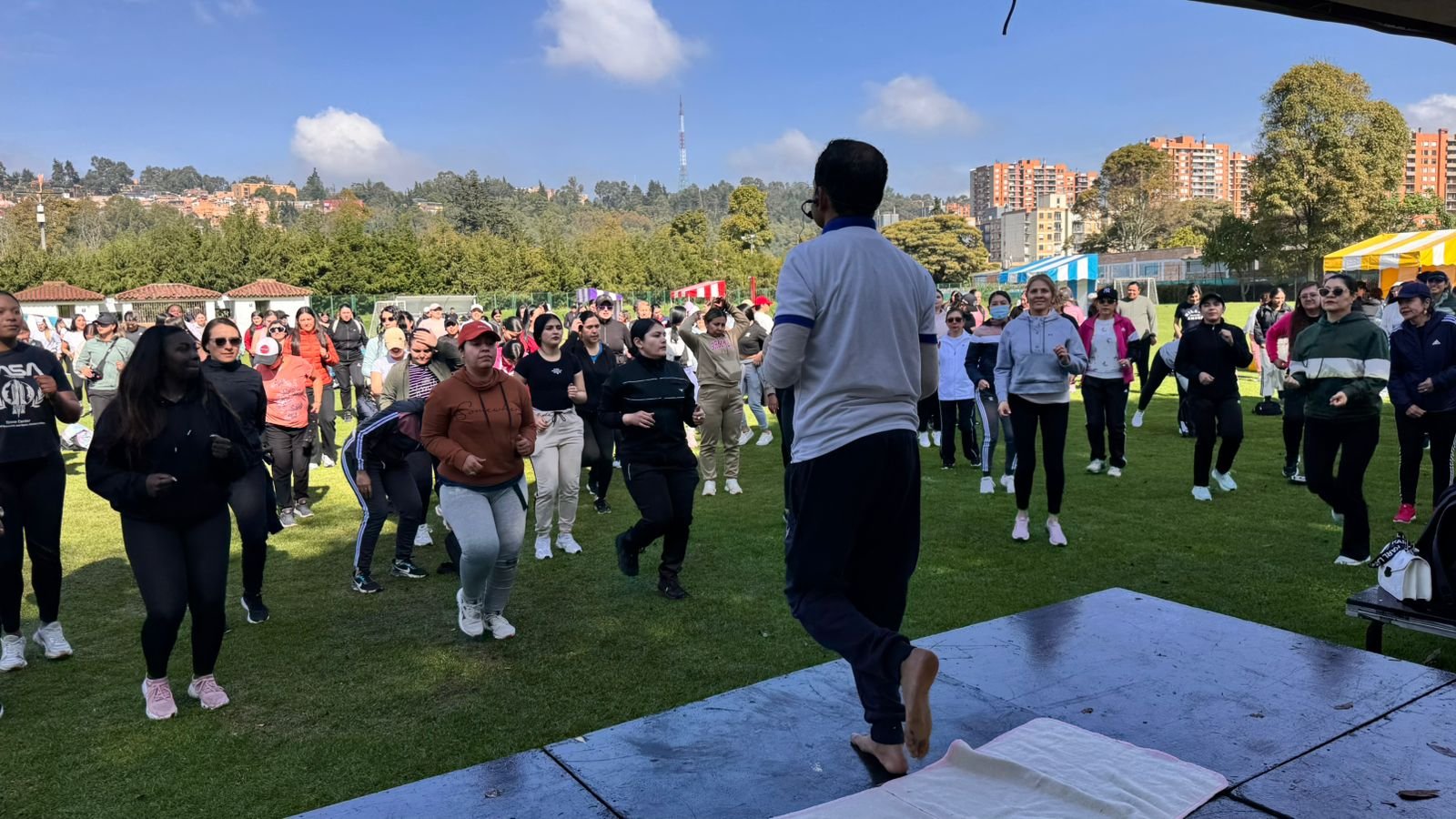 Embassy of India, Bogota organised another invigorating Yoga session for Colombian police personnel, reinforcing our shared commitment to health, balance and resilience.