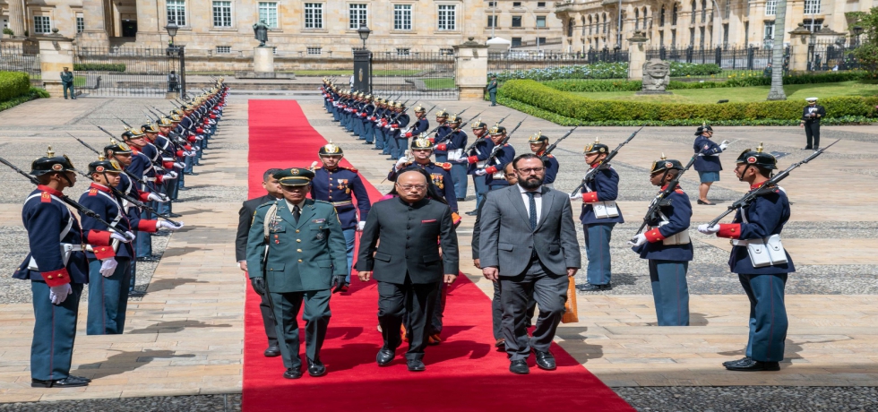 Military Guard of Honour accorded to Ambassador Vanlalhuma in front of the Presidential Palace in Bogota